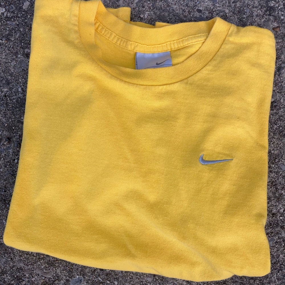 Vintage Nike tee